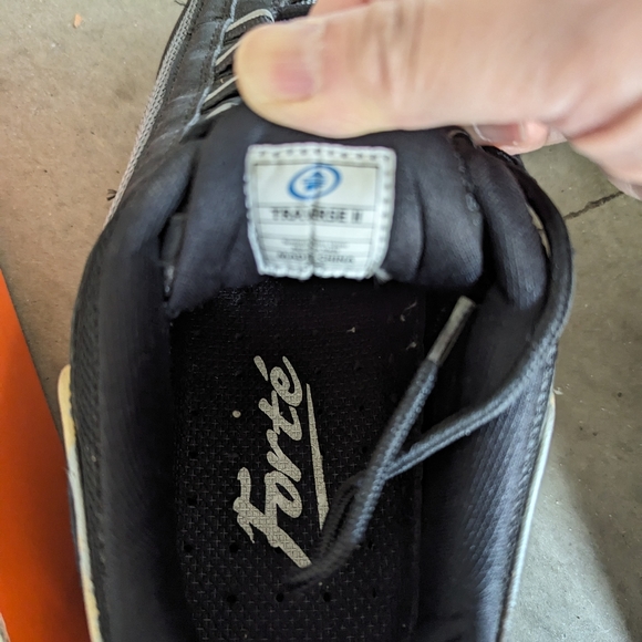 Shoes - Picture 3 of 3